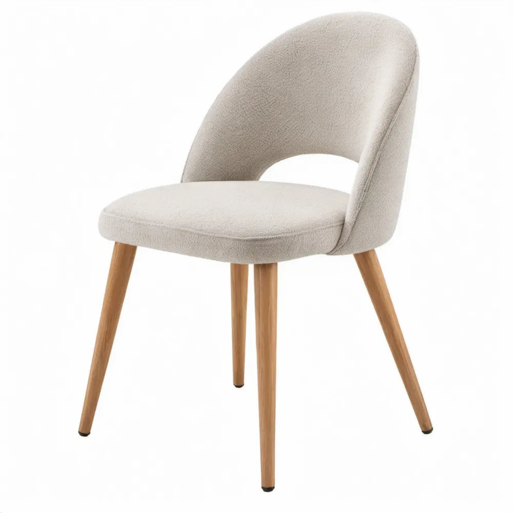 Stoel met ronde rugleuning 54 x 58 x 78 cm in crèmekleurige bouclé met naturel rubberhouten poten